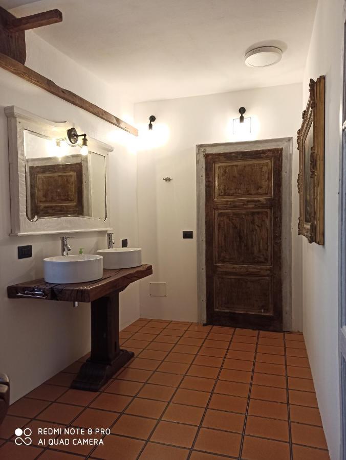 Casa Olmi Hotel Castiglione dʼIntelvi Eksteriør billede
