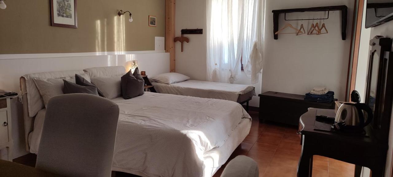 Casa Olmi Hotel Castiglione dʼIntelvi Eksteriør billede