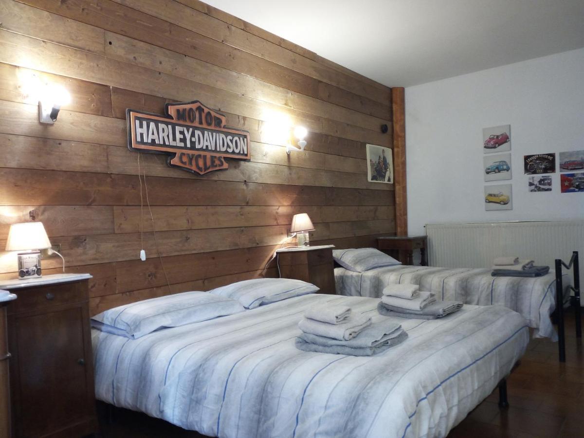 Casa Olmi Hotel Castiglione dʼIntelvi Eksteriør billede