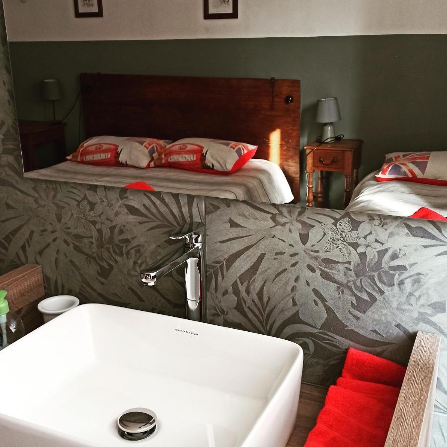 Casa Olmi Hotel Castiglione dʼIntelvi Eksteriør billede