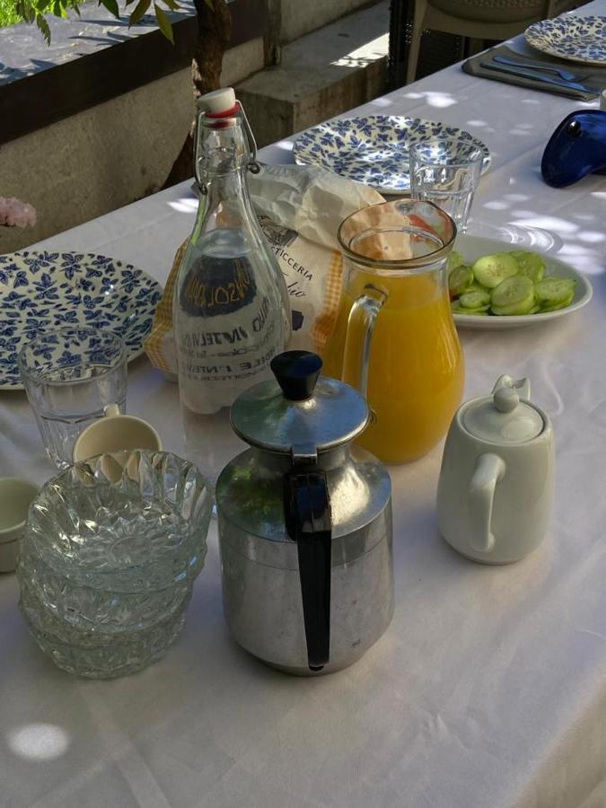 Casa Olmi Hotel Castiglione dʼIntelvi Eksteriør billede